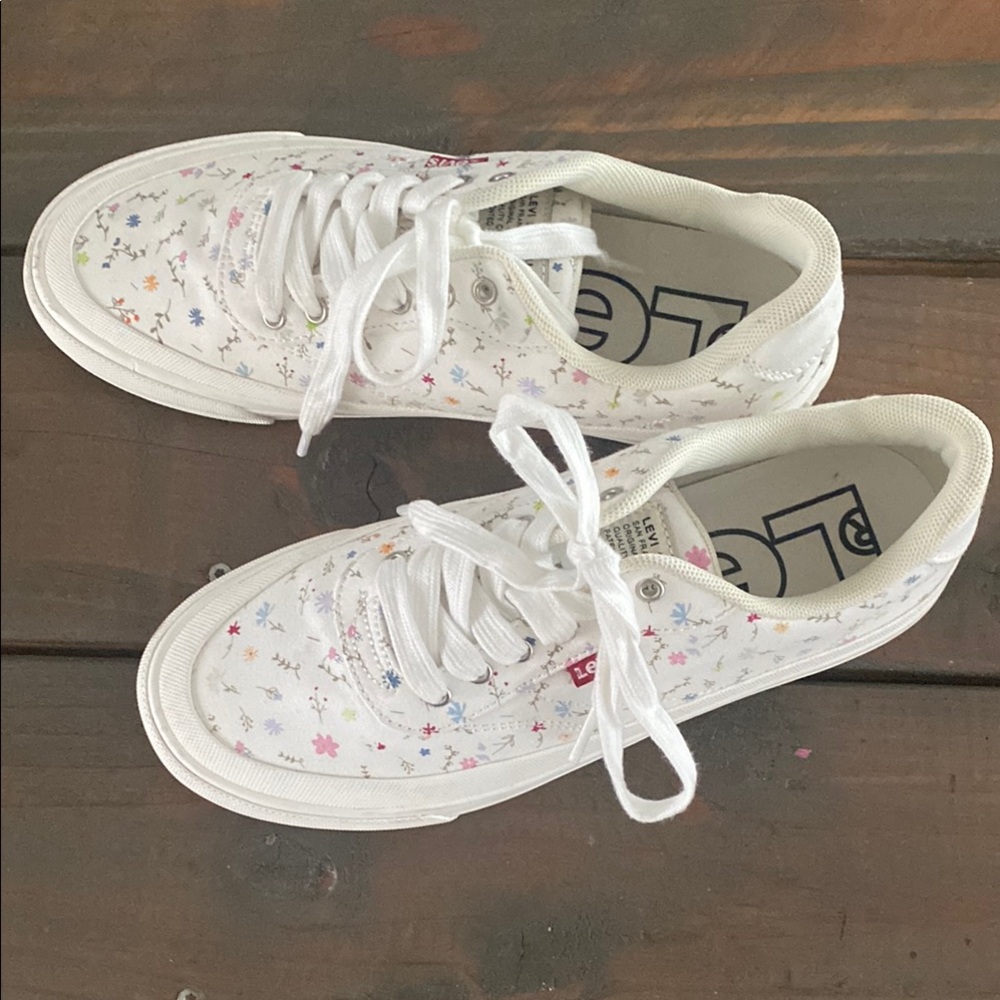 Levi's White Sneakers Casual Low-Top